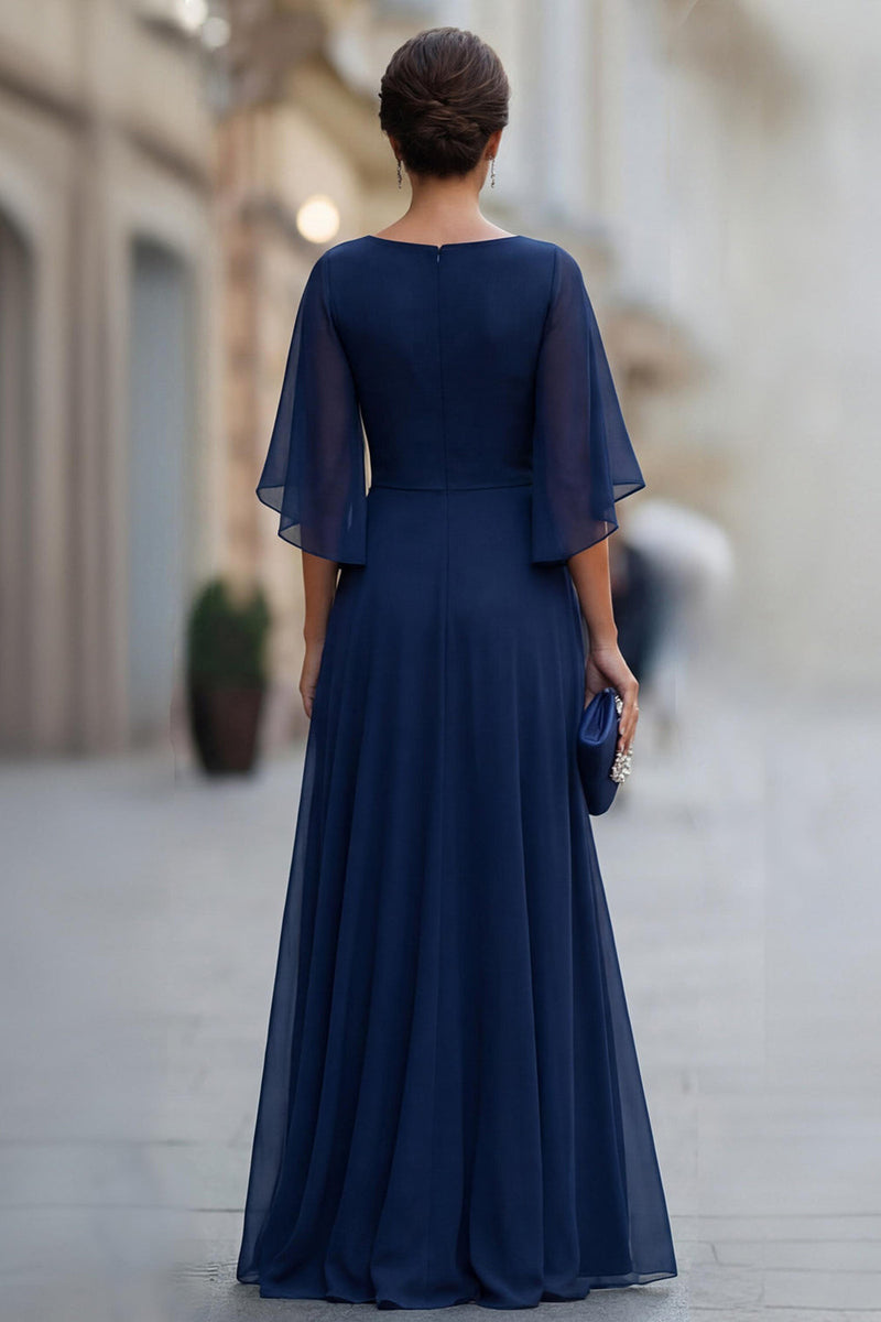 Laden Sie das Bild in den Galerie-Viewer, Chiffon Marineblaues Raffen A-Linie Mutter der Braut Kleid mit Halbärmeln