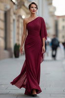 Laden Sie das Bild in den Galerie-Viewer, Salbeigrünes Einschulter Chiffon Meerjungfrau Mutter der Braut Kleid mit Ärmeln