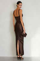 Laden Sie das Bild in den Galerie-Viewer, Schlichtes Kaffee Satin Sheath Maxi Ballkleid mit Schlitz