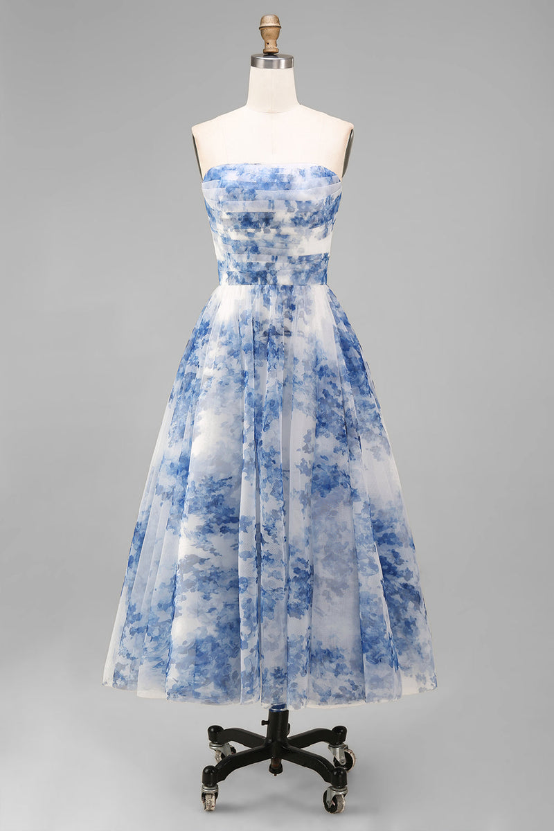 Laden Sie das Bild in den Galerie-Viewer, Weißblaues, blumiges trägerloses A-Linien-Runden-Midi-Kleid