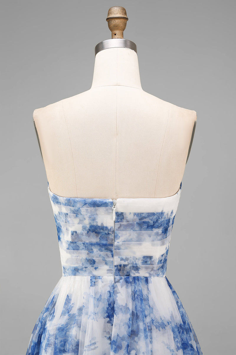 Laden Sie das Bild in den Galerie-Viewer, Weißblaues, blumiges trägerloses A-Linien-Runden-Midi-Kleid