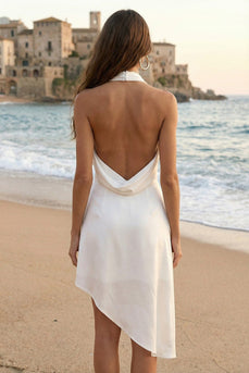 Satin Elfenbein Neckholder Gerafftes Asymmetrisches Mini Standesamt Kleid mit Schlitz