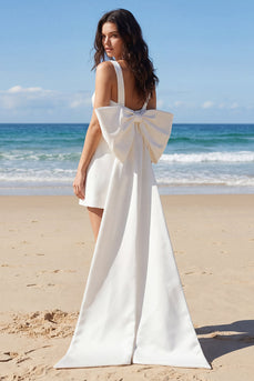 Quadratischer Elfenbein-Bodycon Mini-Abschlusskleid mit großer Schleife