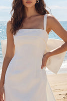 Laden Sie das Bild in den Galerie-Viewer, Quadratischer Elfenbein-Bodycon Mini-Abschlusskleid mit großer Schleife