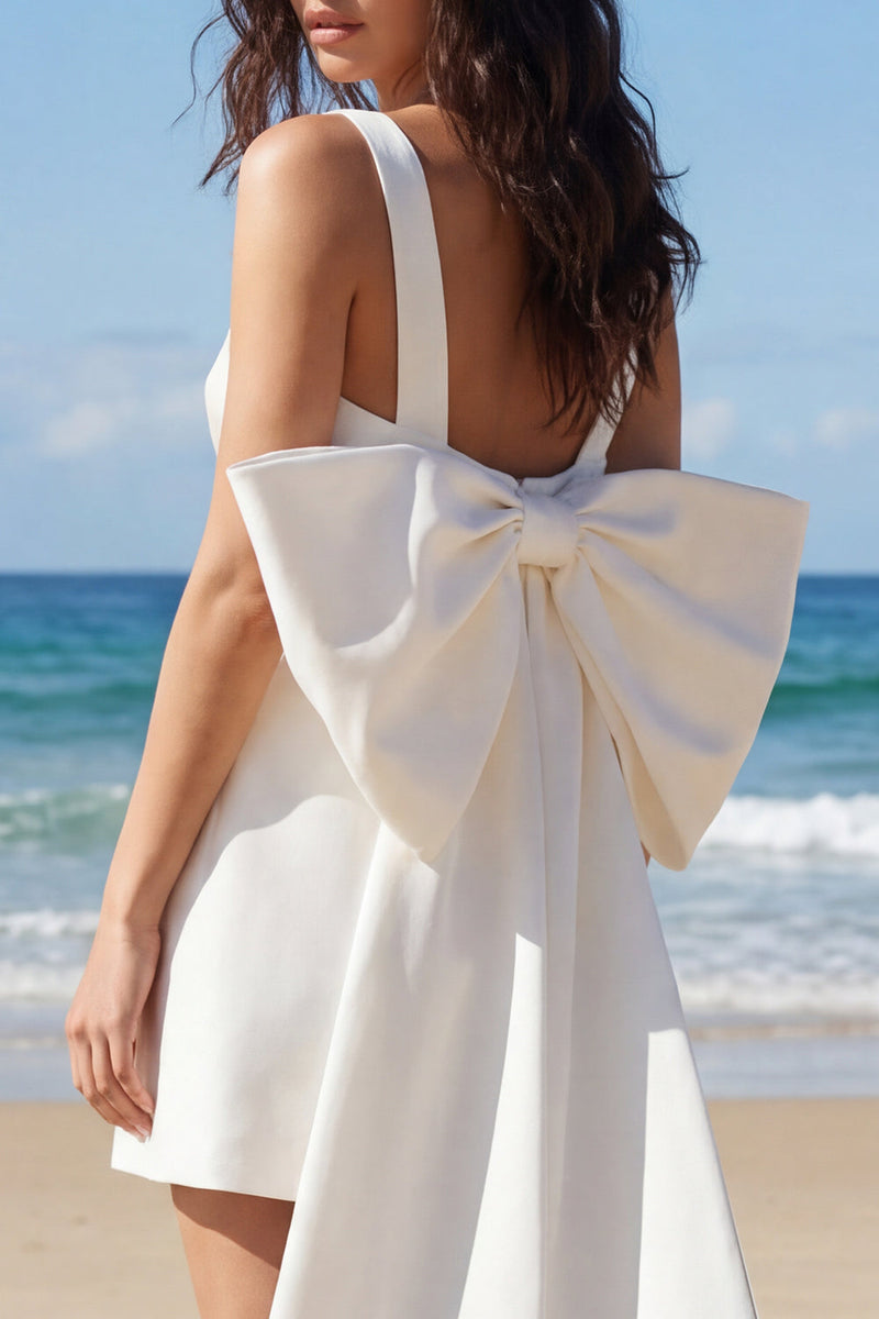 Laden Sie das Bild in den Galerie-Viewer, Quadratischer Elfenbein-Bodycon Mini-Abschlusskleid mit großer Schleife