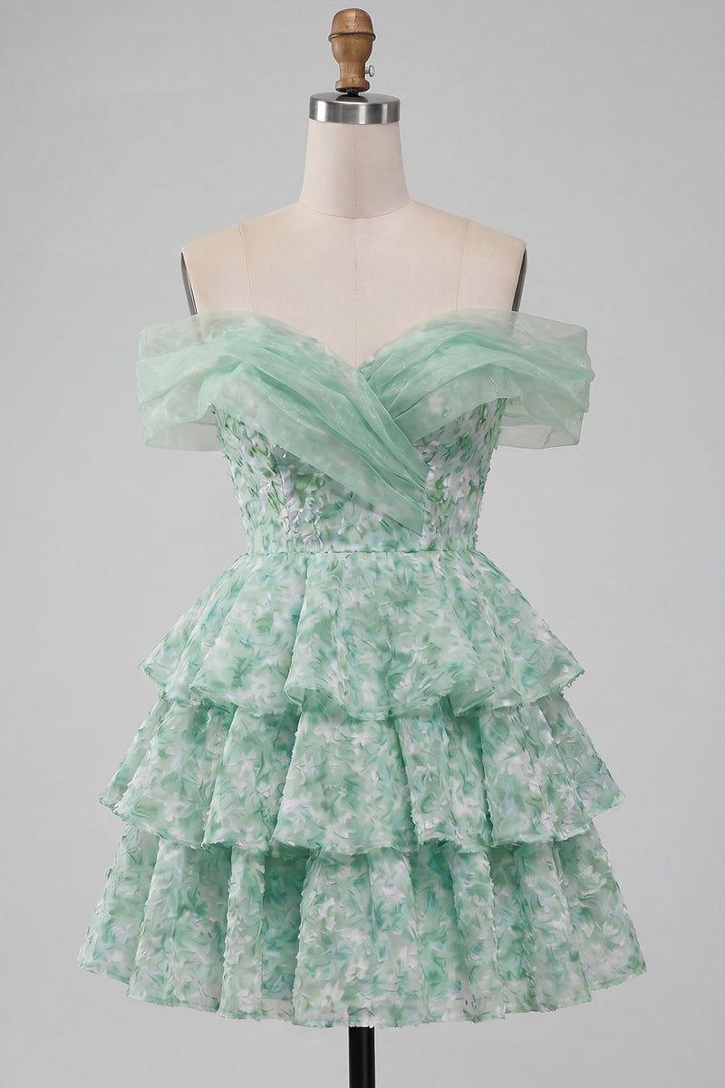 Laden Sie das Bild in den Galerie-Viewer, Hellgrünes, schulterfreies, gestuftes A-Linien-Blumen-Homecoming-Kleid