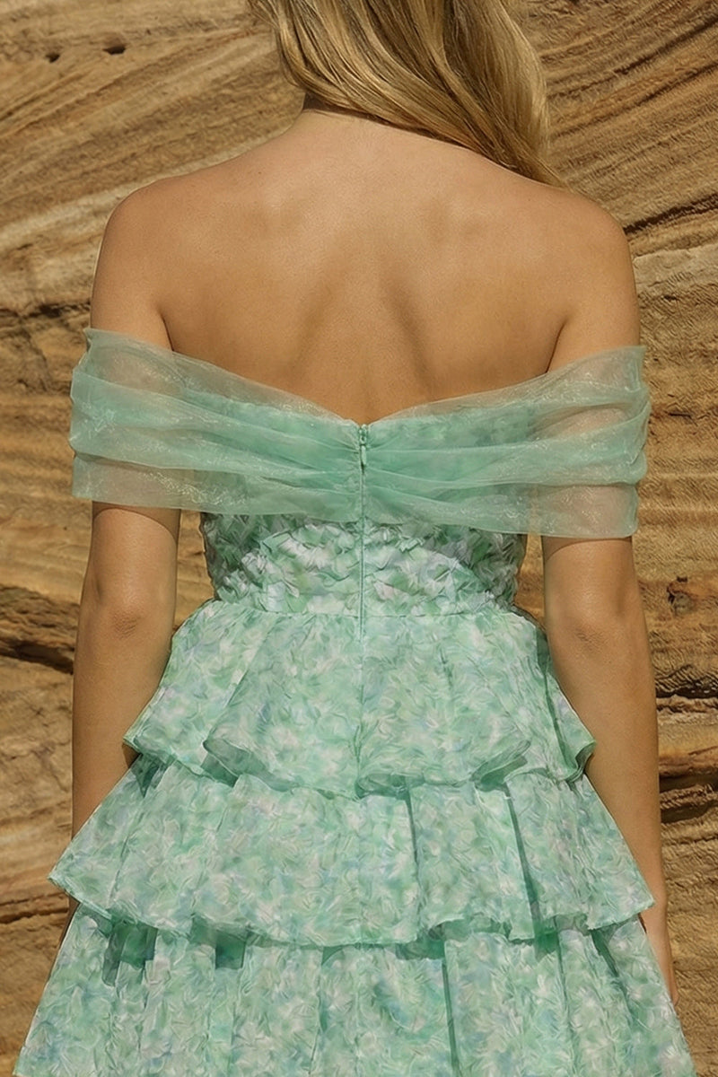 Laden Sie das Bild in den Galerie-Viewer, Hellgrünes, schulterfreies, gestuftes A-Linien-Blumen-Homecoming-Kleid