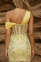 Laden Sie das Bild in den Galerie-Viewer, Ein schultergestütztes, gelbes, transparentes Korsett-Blumenkleid mit Pailletten