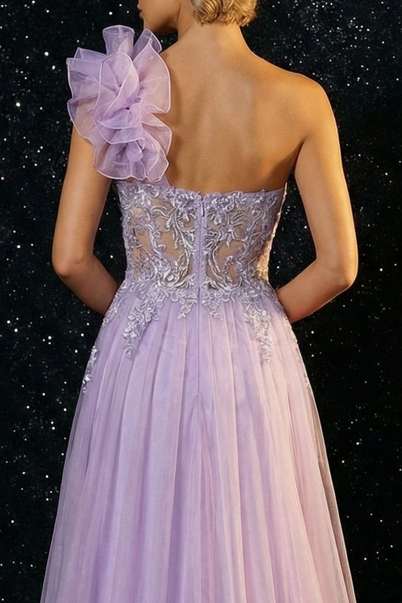 Laden Sie das Bild in den Galerie-Viewer, Glitzerndes Lila Applikiertes Einschulter Meerjungfrauen Abendkleid mit Schlitz