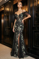 Laden Sie das Bild in den Galerie-Viewer, Glitzerndes Schwarzes Applikiertes Kaltschulter Meerjungfrauen Abendkleid mit Schlitz