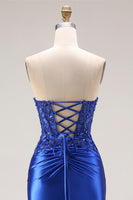 Laden Sie das Bild in den Galerie-Viewer, Dunkelgrünes Satin Applikiertes Meerjungfrauen Langes Ballkleid mit Schlitz