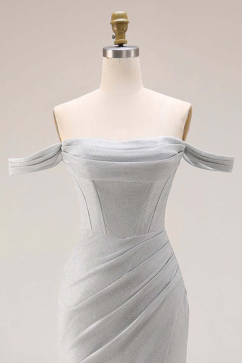 Laden Sie das Bild in den Galerie-Viewer, Hellgraues Schulterfreies Meerjungfrauen Plissiertes Langes Ballkleid mit Schlitz
