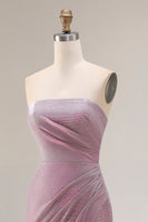 Laden Sie das Bild in den Galerie-Viewer, Staubiges Pflaume Trägerloses Meerjungfrauen Langes Abschlussballkleid mit Schlitz