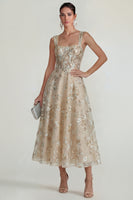 Laden Sie das Bild in den Galerie-Viewer, Glitzerndes Rosa Applikiertes Quadratisches Korsett Midi Kleid