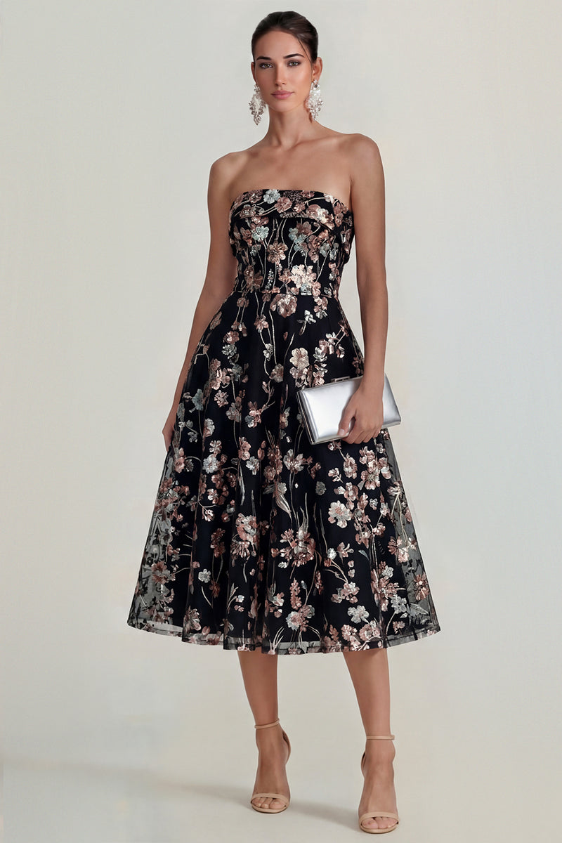 Laden Sie das Bild in den Galerie-Viewer, Glitzerndes Blumen Applikiertes Rosa Trägerloses A-Linie Midi Kleid