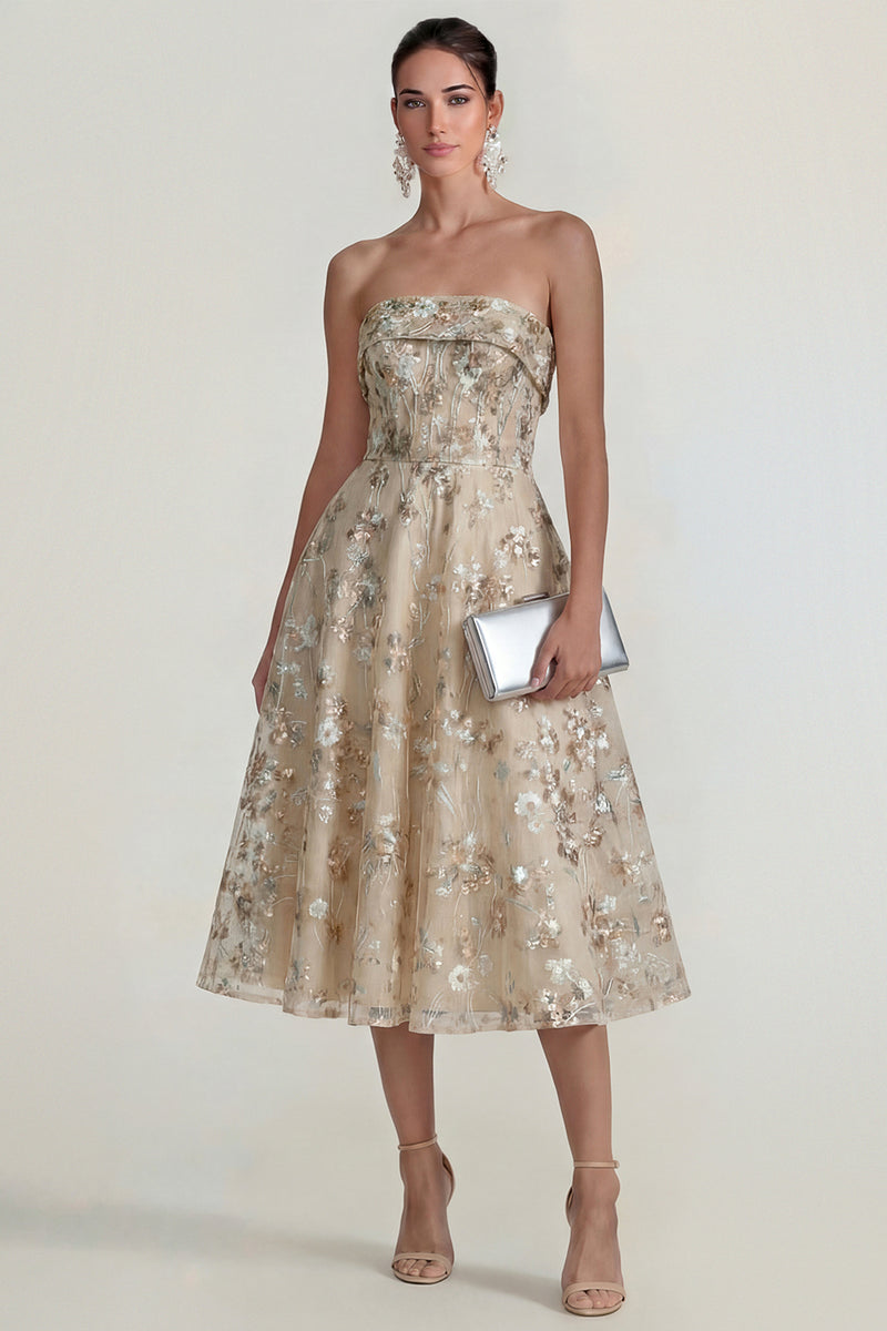Laden Sie das Bild in den Galerie-Viewer, Glitzerndes Blumen Applikiertes Rosa Trägerloses A-Linie Midi Kleid