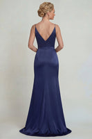 Laden Sie das Bild in den Galerie-Viewer, Marineblaues Satin Spaghettiträger Applikiertes Mutter der Braut Kleid mit Schlitz