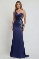Laden Sie das Bild in den Galerie-Viewer, Marineblaues Einschulter Meerjungfrauen Satin Mutter der Braut Kleid mit Applikationen