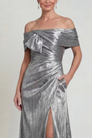 Laden Sie das Bild in den Galerie-Viewer, Schulterfreies Graues Silber A-Linie Gerafftes Mutter der Braut Kleid mit Taschen