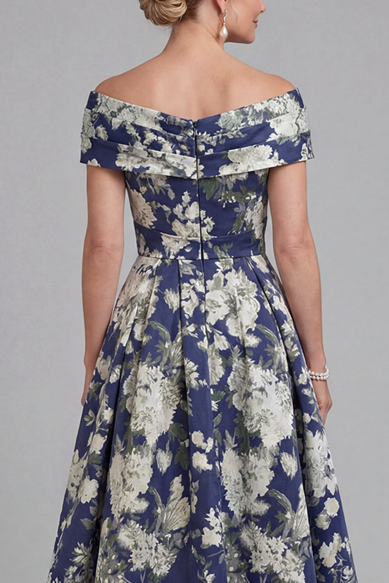 Laden Sie das Bild in den Galerie-Viewer, Marineblaues Schulterfreies Geblümtes Muster Mutter der Braut Kleid mit Taschen