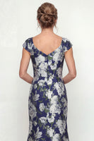 Laden Sie das Bild in den Galerie-Viewer, Marineblaues Meerjungfrauen Muster Mutter der Braut Kleid mit Mützenärmeln