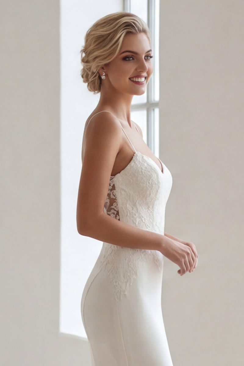 Laden Sie das Bild in den Galerie-Viewer, Elfenbein Spaghettiträger Satin Meerjungfrauen Sweep Schleppe Brautkleid mit Spitze