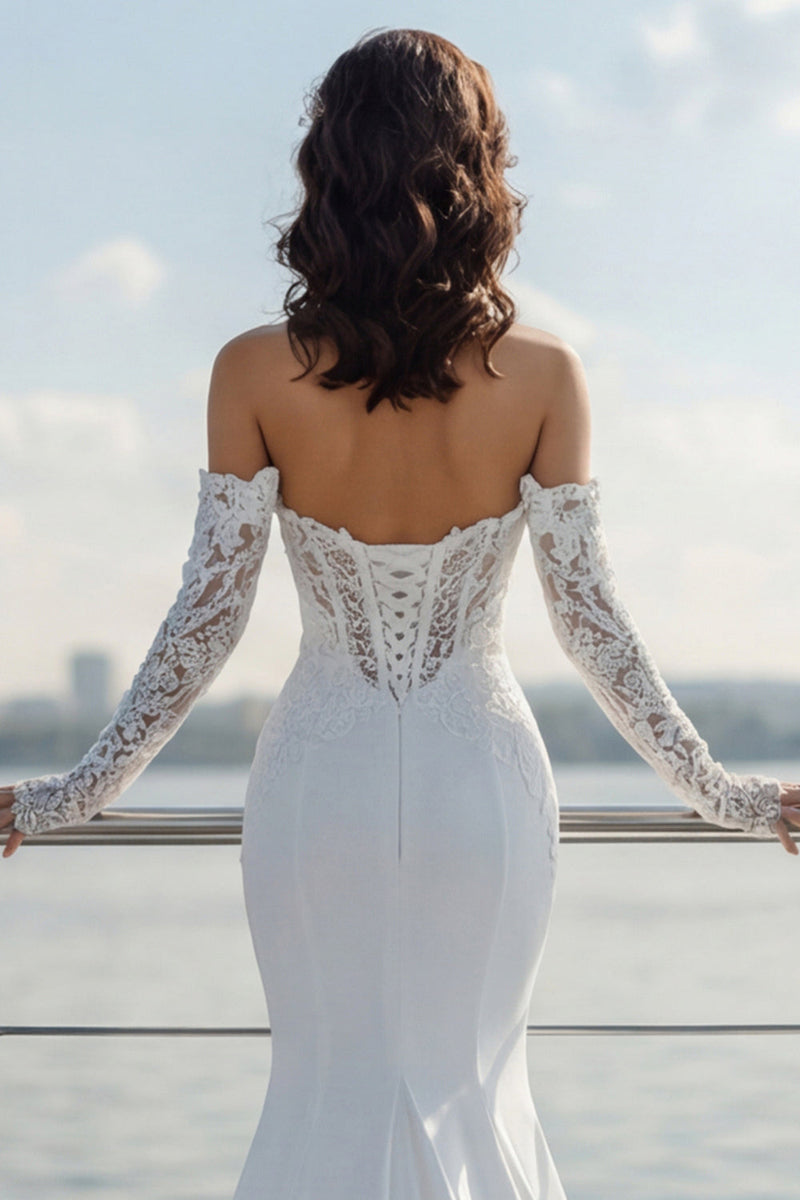 Laden Sie das Bild in den Galerie-Viewer, Elfenbein Meerjungfrauen Schulterloses Sweep Schleppe Brautkleid mit Spitze