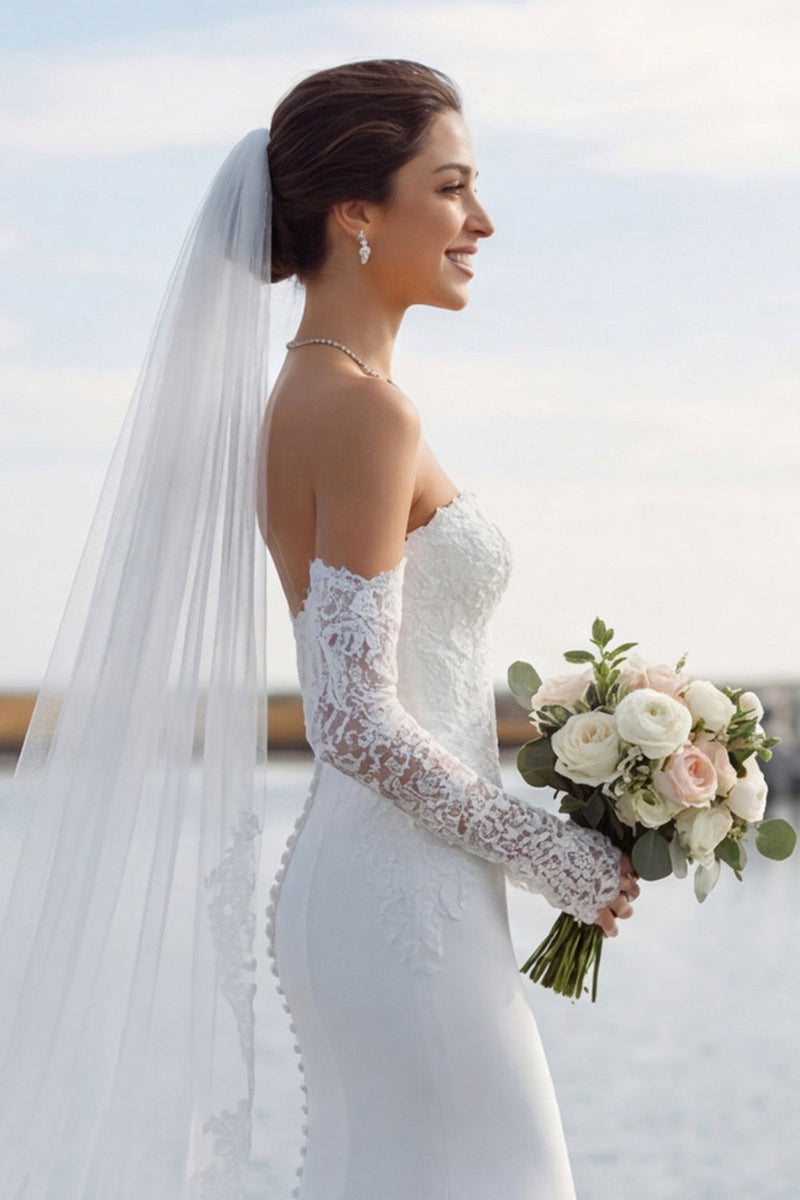Laden Sie das Bild in den Galerie-Viewer, Elfenbein Herzausschnitt Meerjungfrauen Sweep Schleppe Hochzeitskleid mit Spitze