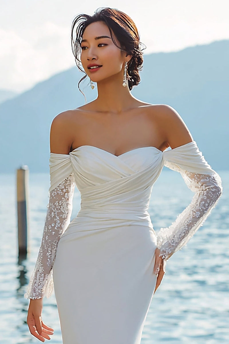Laden Sie das Bild in den Galerie-Viewer, Elfenbein Meerjungfrau Schulterfreies Sweep Schleppe Boho Hochzeitskleid mit Ärmeln