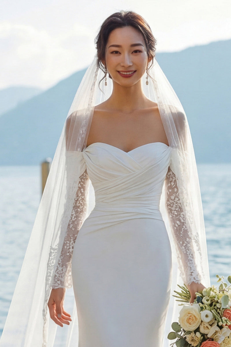 Laden Sie das Bild in den Galerie-Viewer, Elfenbein Meerjungfrau Schulterfreies Sweep Schleppe Boho Hochzeitskleid mit Ärmeln