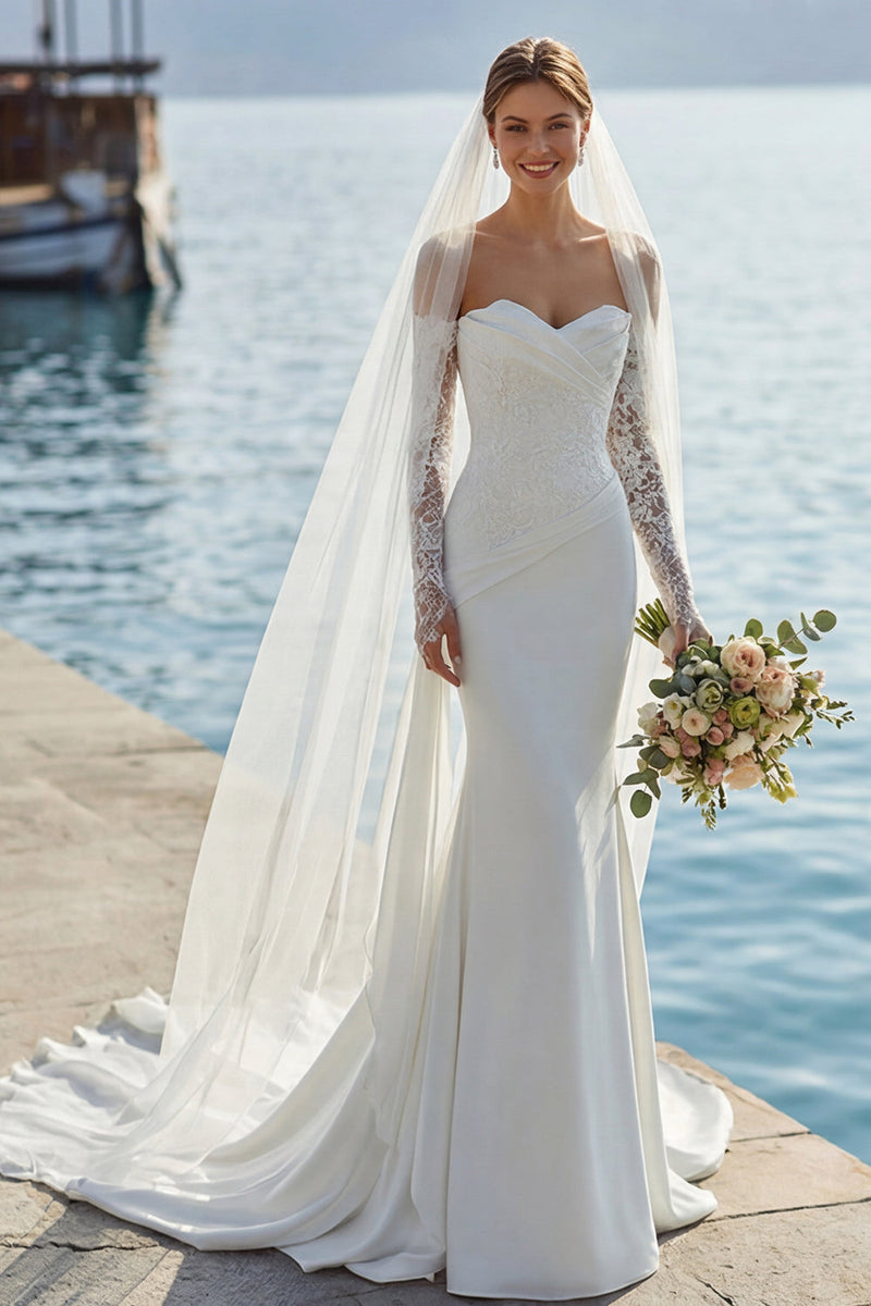 Laden Sie das Bild in den Galerie-Viewer, Elfenbein Meerjungfrauen Sweetheart Langes Spitze Hochzeitskleid mit Applikationen