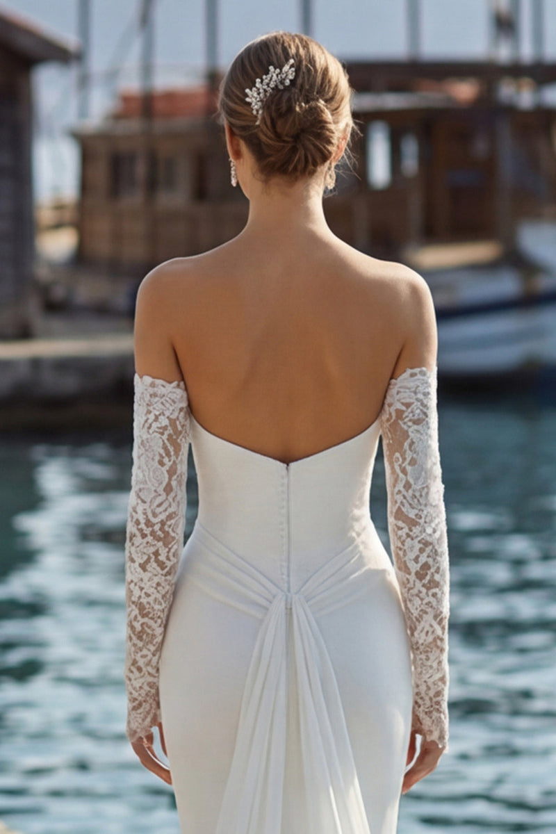 Laden Sie das Bild in den Galerie-Viewer, Elfenbein Meerjungfrauen Sweetheart Langes Spitze Hochzeitskleid mit Applikationen