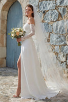 Laden Sie das Bild in den Galerie-Viewer, Elfenbein A-Linie Langes Chiffon Hochzeitskleid mit Schlitz