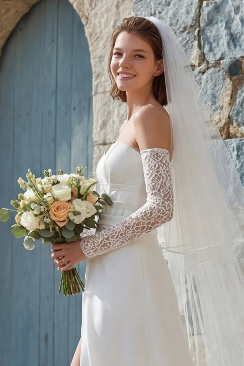 Laden Sie das Bild in den Galerie-Viewer, Elfenbein A-Linie Langes Chiffon Hochzeitskleid mit Schlitz