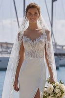 Laden Sie das Bild in den Galerie-Viewer, Elfenbein Spaghetti-Träger Meerjungfrauen Spitze Sweep Schleppe Brautkleid