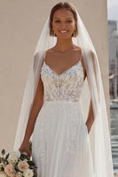 Laden Sie das Bild in den Galerie-Viewer, Elfenbein Spitze A Linie Sweep Schleppe Hochzeitskleid mit Schlitz