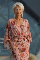 Laden Sie das Bild in den Galerie-Viewer, Dusty Rose Blumen V-Ausschnitt Scheide Mutter der Braut Kleid mit ausgestellten Ärmeln