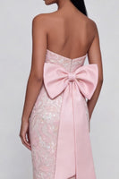 Laden Sie das Bild in den Galerie-Viewer, Appliquiertes Bowknot Rosa Trägerloses Midi Kleid mit Rückenschlitz