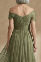 Laden Sie das Bild in den Galerie-Viewer, Dusty Sage A-Linie Asymmetrisches Mutter der Braut Kleid mit Wickel
