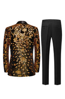 Laden Sie das Bild in den Galerie-Viewer, Goldene Pailletten Einknopf Schal Revers Zweiteilige Herren Abschlussballanzüge