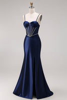 Laden Sie das Bild in den Galerie-Viewer, Satinblaues Meerjungfrauenkorsett mit Schnürung hinten langes Abschlussballkleid mit Perlen