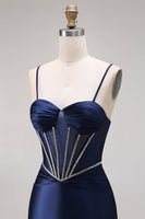 Laden Sie das Bild in den Galerie-Viewer, Satinblaues Meerjungfrauenkorsett mit Schnürung hinten langes Abschlussballkleid mit Perlen