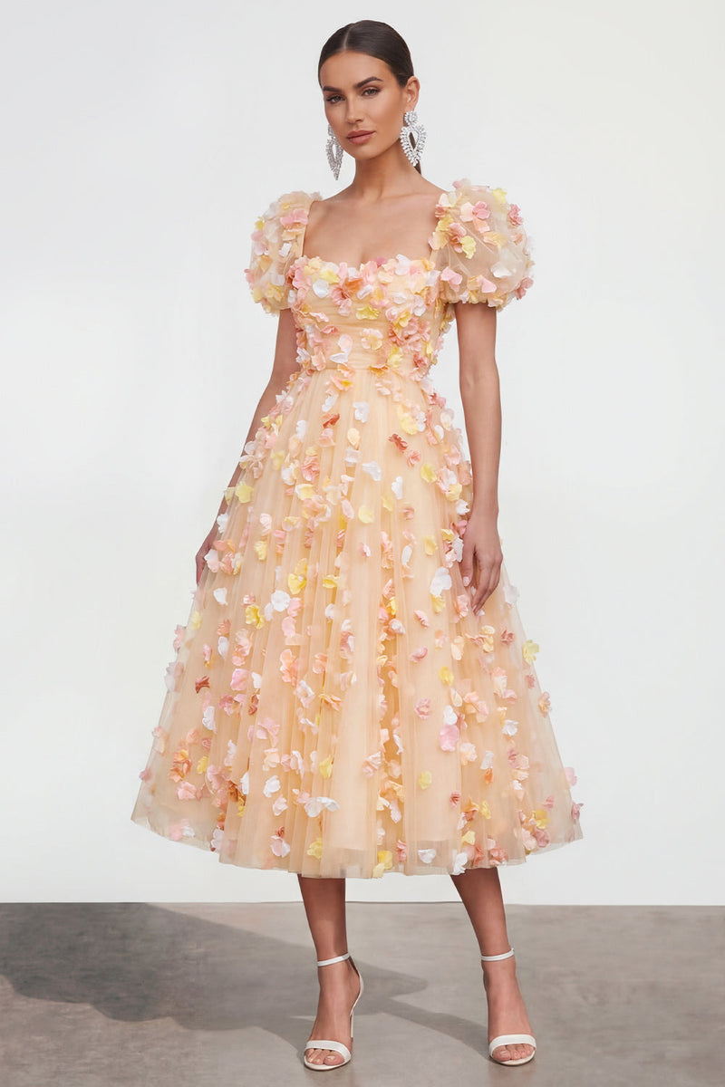 Laden Sie das Bild in den Galerie-Viewer, Champagner A-Linie Puffärmel Spitze Geblümtes Ballkleid mit 3D-Blumen
