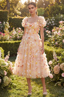 Laden Sie das Bild in den Galerie-Viewer, Champagner A-Linie Puffärmel Spitze Geblümtes Ballkleid mit 3D-Blumen