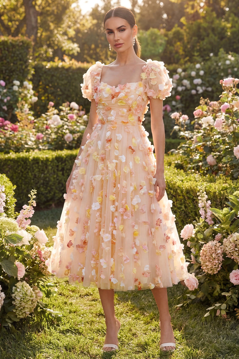 Laden Sie das Bild in den Galerie-Viewer, Champagner A-Linie Puffärmel Spitze Geblümtes Ballkleid mit 3D-Blumen