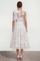 Laden Sie das Bild in den Galerie-Viewer, Rosa Geblümtes A-Linie Rundhals Ballkleid mit Rundhalsausschnitt und Taschen