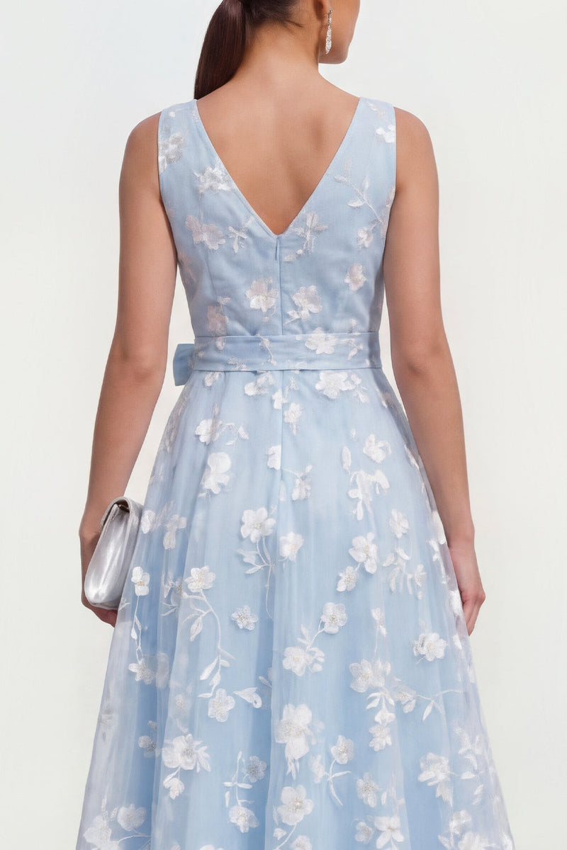 Laden Sie das Bild in den Galerie-Viewer, Lila A-Linie V-Ausschnitt Midi Blumenkleid mit Schleife