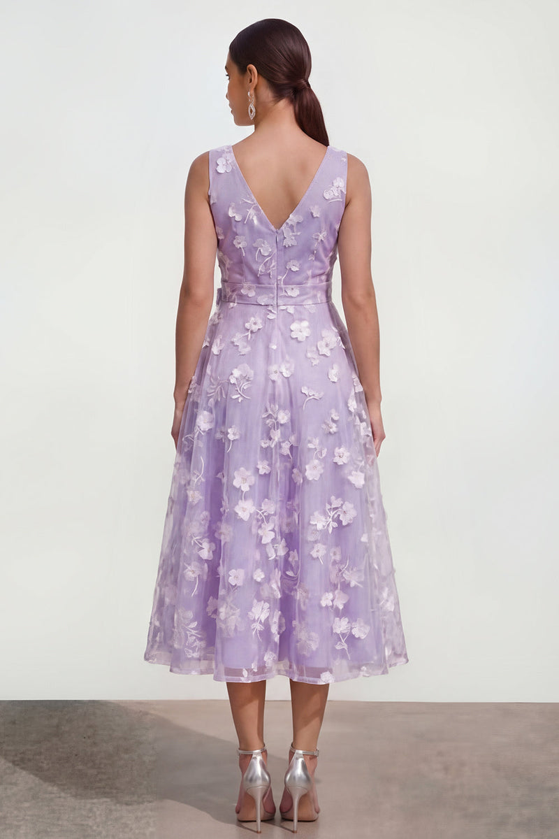 Laden Sie das Bild in den Galerie-Viewer, Lila A-Linie V-Ausschnitt Midi Blumenkleid mit Schleife