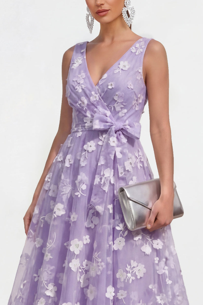 Laden Sie das Bild in den Galerie-Viewer, Lila A-Linie V-Ausschnitt Midi Blumenkleid mit Schleife