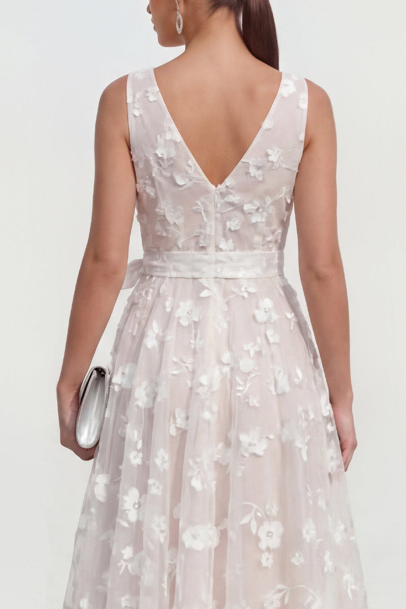Laden Sie das Bild in den Galerie-Viewer, Lila A-Linie V-Ausschnitt Midi Blumenkleid mit Schleife